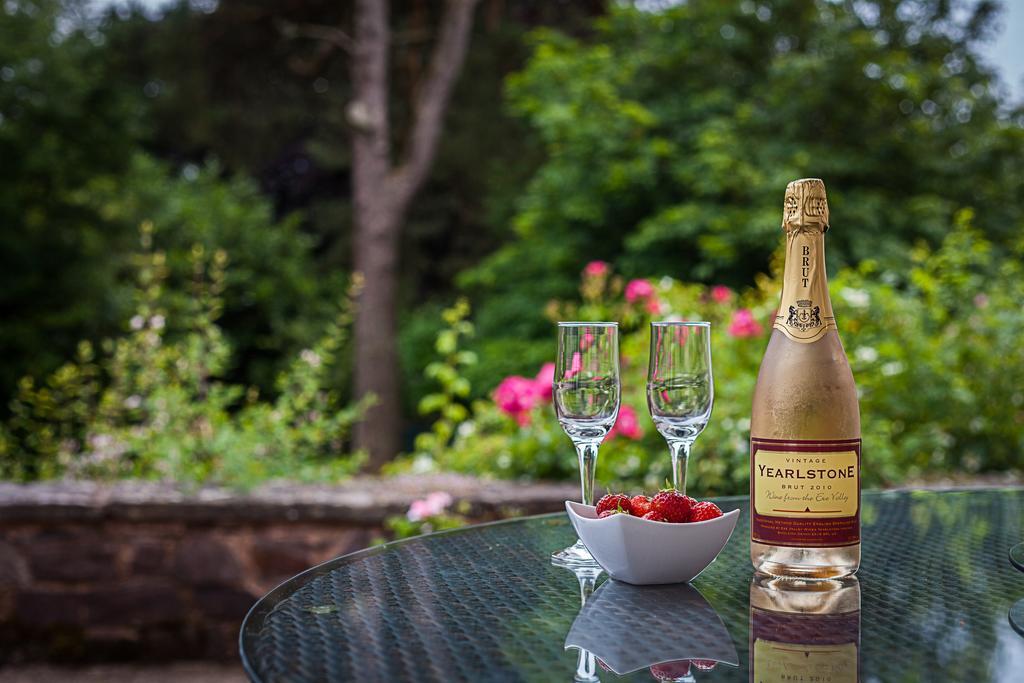Stoodleigh Court Coach House Bed and Breakfast Tiverton  Εξωτερικό φωτογραφία
