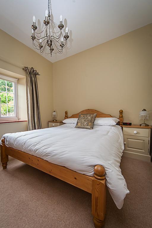Stoodleigh Court Coach House Bed and Breakfast Tiverton  Εξωτερικό φωτογραφία